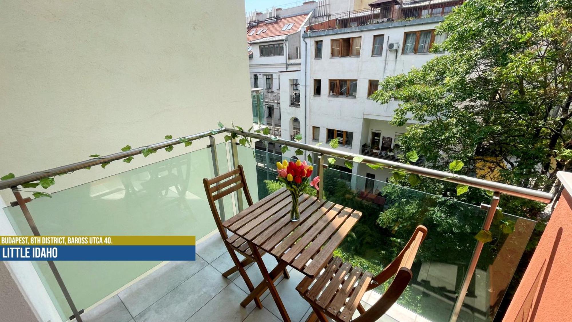 Little Americas North West Apartments Budapest Extérieur photo